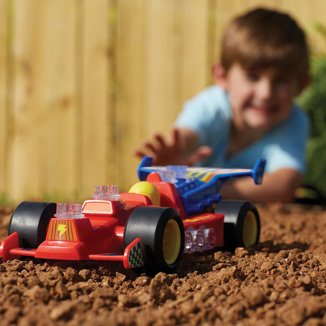 Construye y crea tu auto de carreras